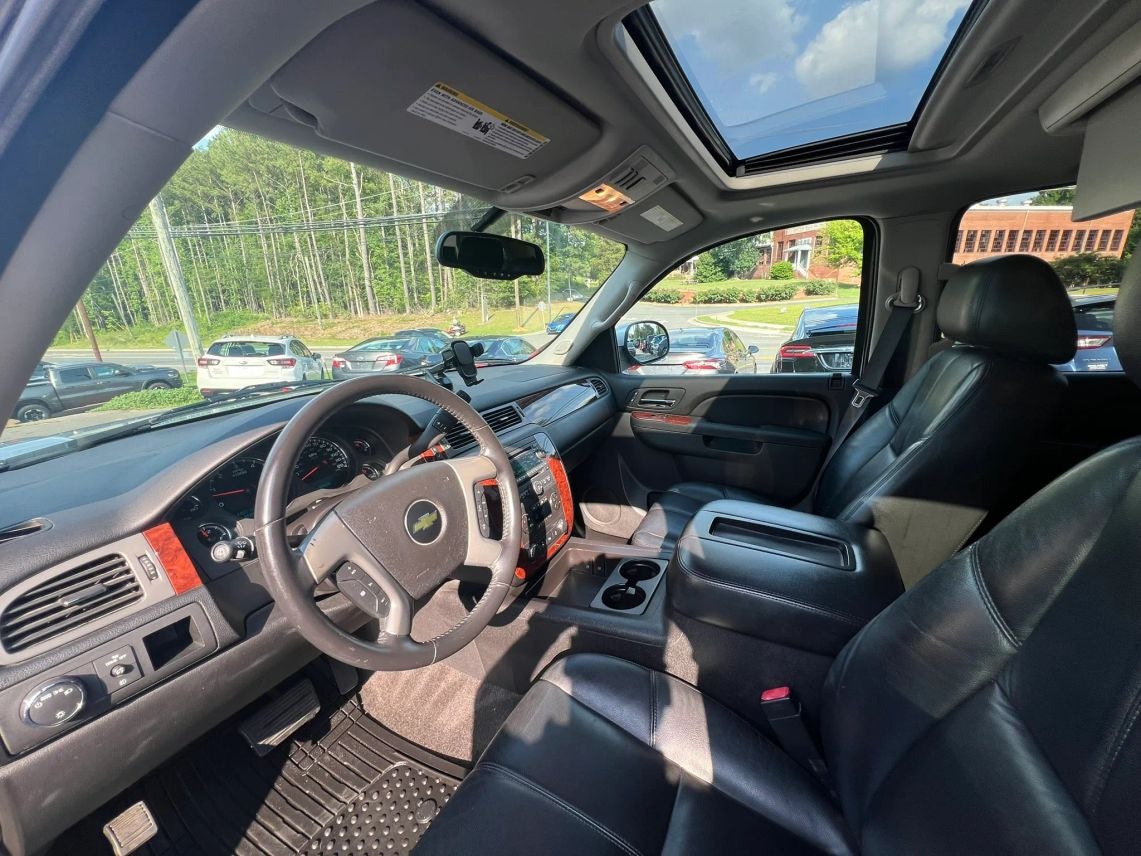 2012 Chevrolet Suburban 1500 LT Sport Utility 4D