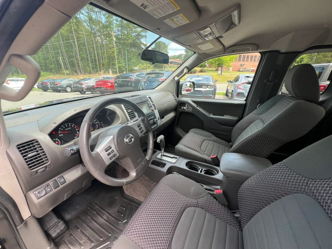 2015 Nissan Frontier King Cab SV Pickup 2D 6 ft