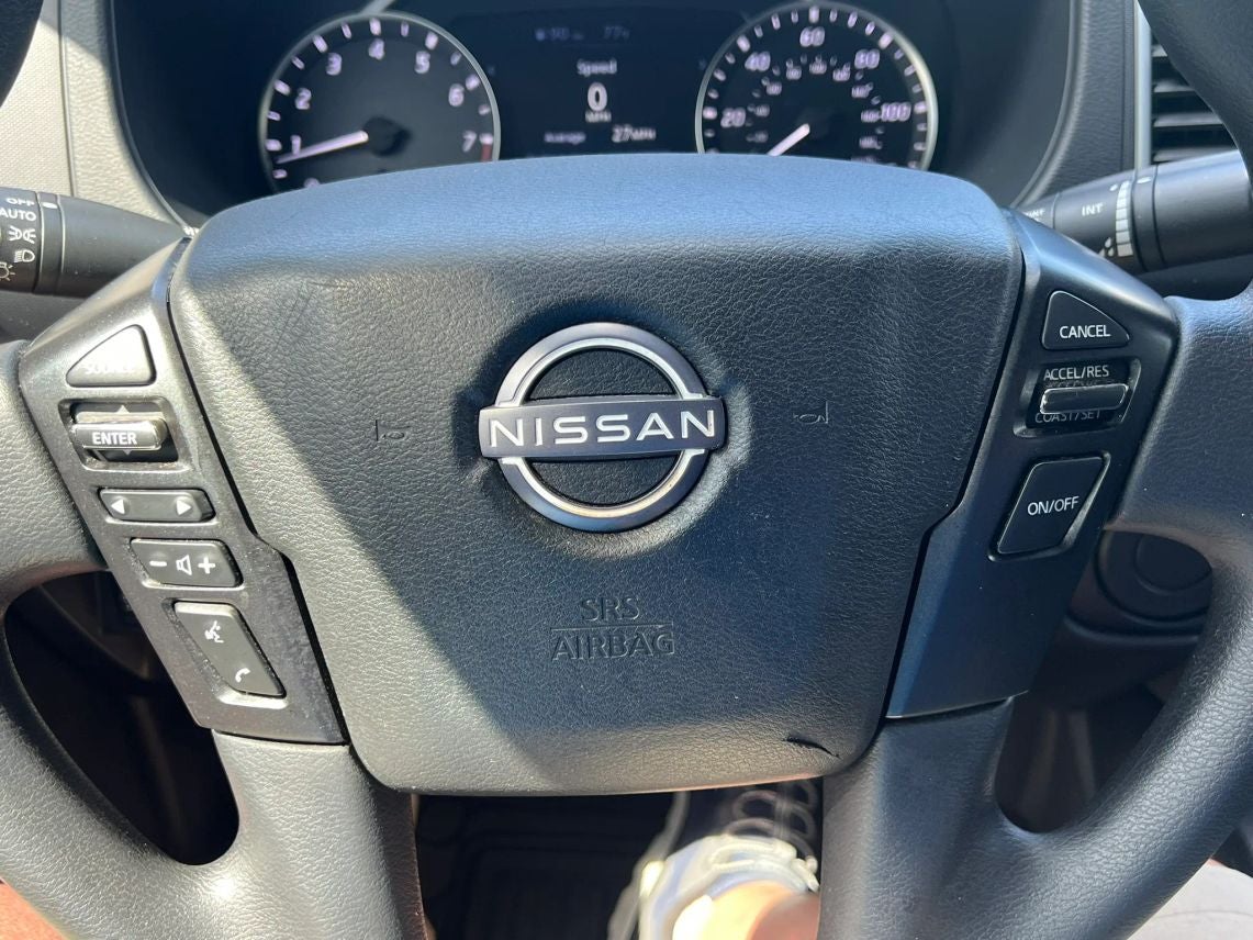 2022 Nissan Frontier Crew Cab SV Pickup 4D 5 ft