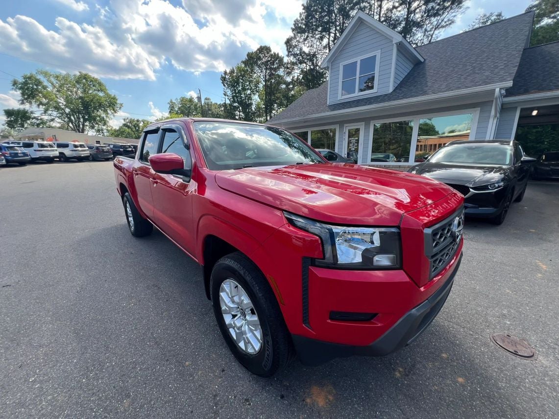 2022 Nissan Frontier Crew Cab SV Pickup 4D 5 ft
