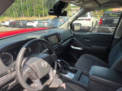 2022 Nissan Frontier Crew Cab SV Pickup 4D 5 ft