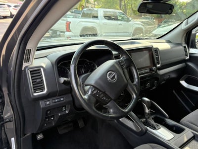 2022 Nissan Frontier Crew Cab SV Pickup 4D 6 ft