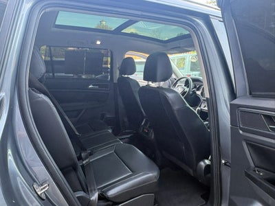 2019 Volkswagen Atlas SE w/Tech Pkg Sport Utility 4D