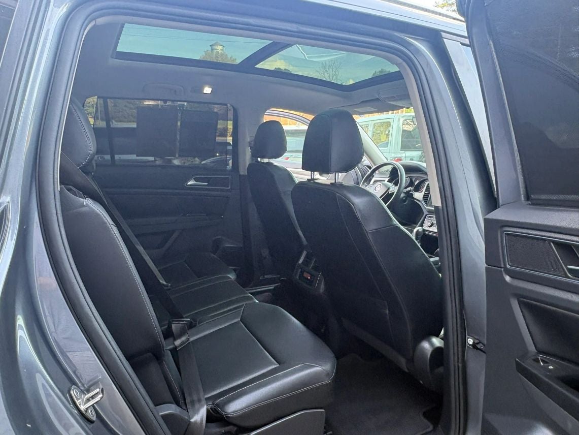 2019 Volkswagen Atlas SE w/Tech Pkg Sport Utility 4D