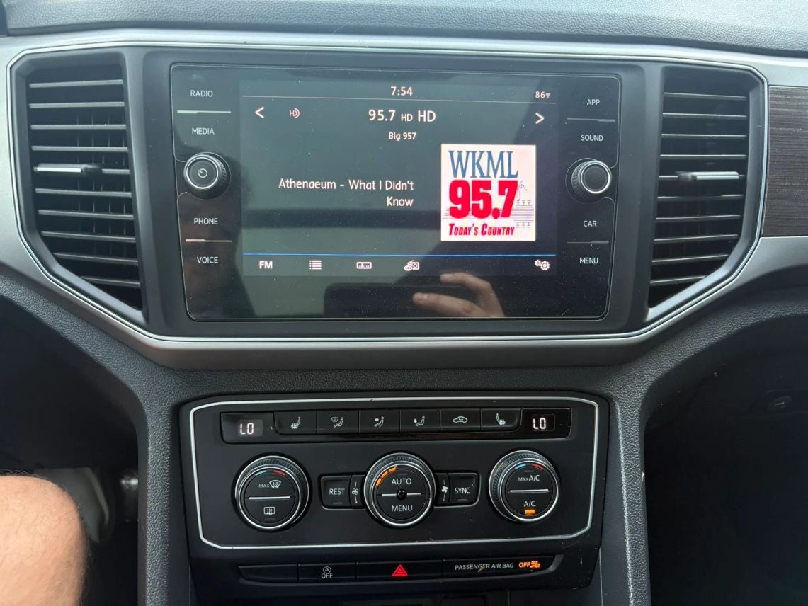 2019 Volkswagen Atlas SE w/Tech Pkg Sport Utility 4D