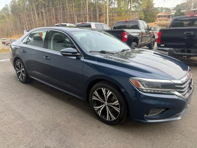 2021 Volkswagen Passat SE Sedan 4D
