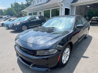 2022 Dodge Charger SXT Sedan 4D
