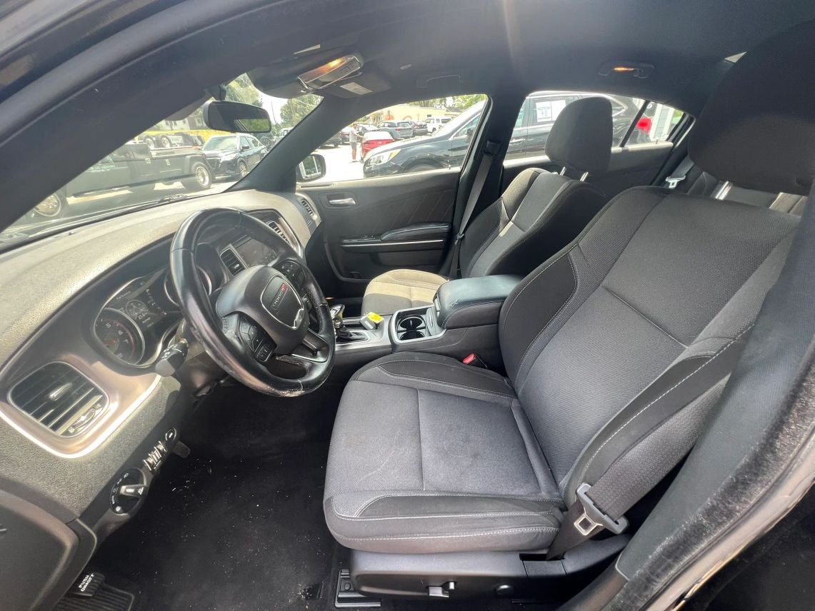 2022 Dodge Charger SXT Sedan 4D