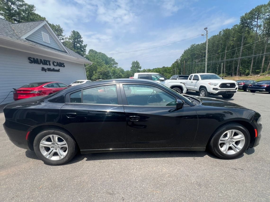 2022 Dodge Charger SXT Sedan 4D
