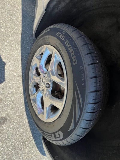 2018 Chrysler Pacifica Limited Minivan 4D