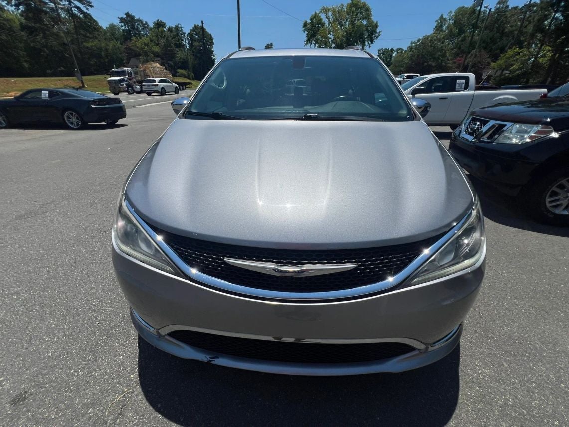 2018 Chrysler Pacifica Limited Minivan 4D