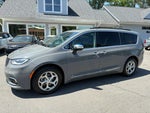 2023 Chrysler Pacifica Limited Van 4D