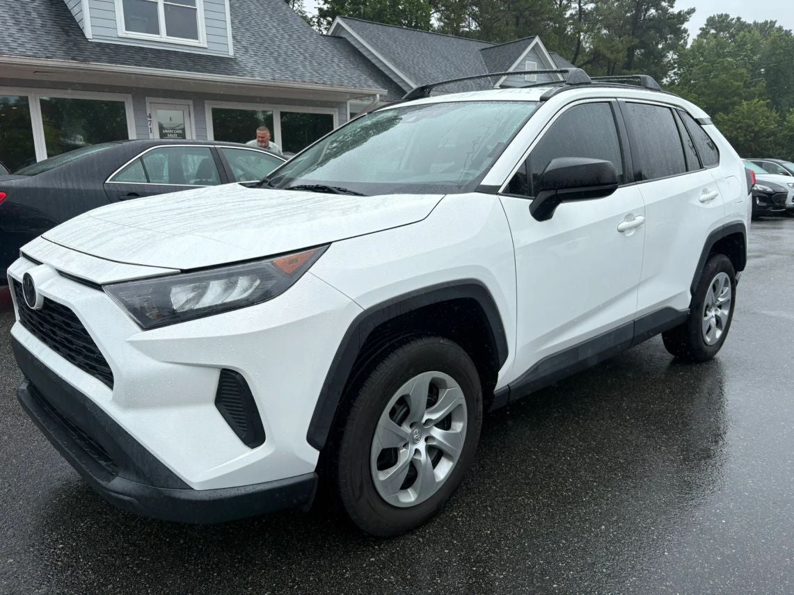 2020 Toyota RAV4 LE Sport Utility 4D