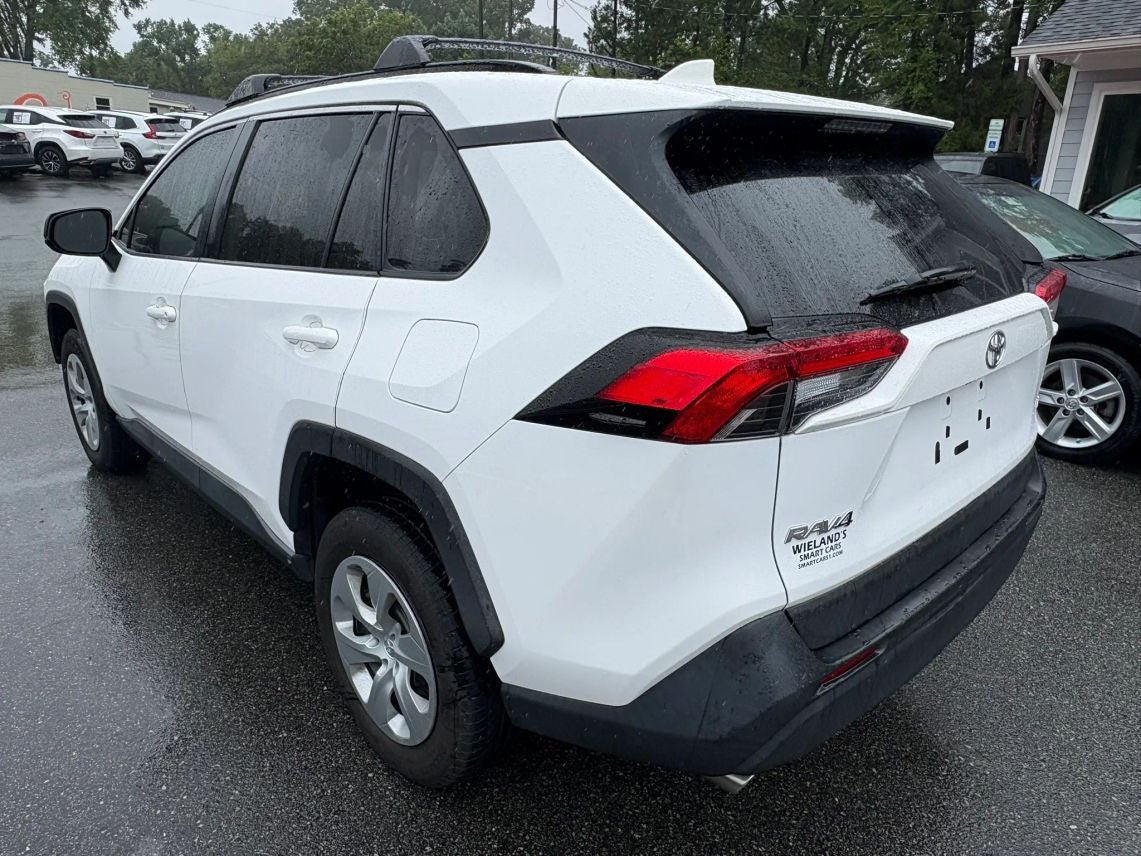 2020 Toyota RAV4 LE Sport Utility 4D