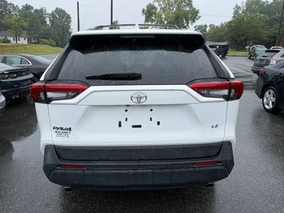 2020 Toyota RAV4 LE Sport Utility 4D
