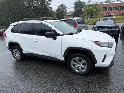 2020 Toyota RAV4 LE Sport Utility 4D