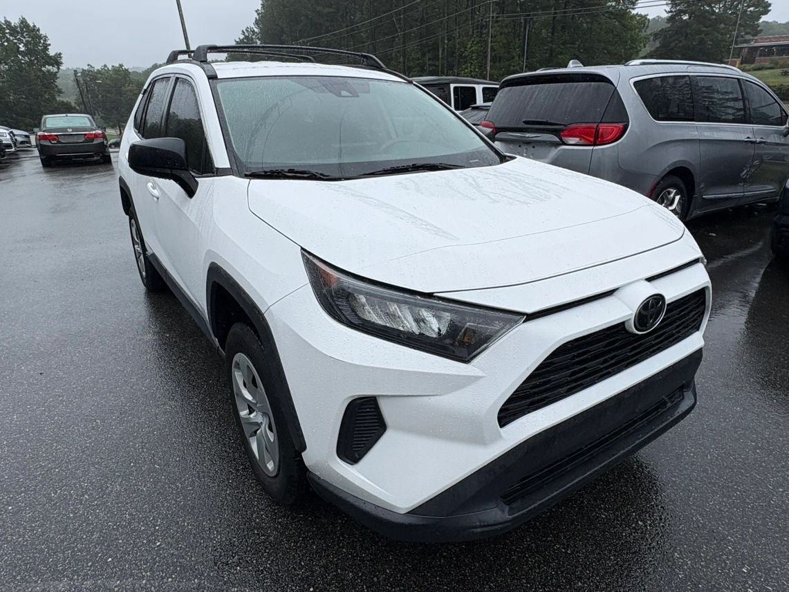 2020 Toyota RAV4 LE Sport Utility 4D