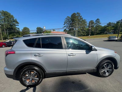 2016 Toyota RAV4 XLE Sport Utility 4D