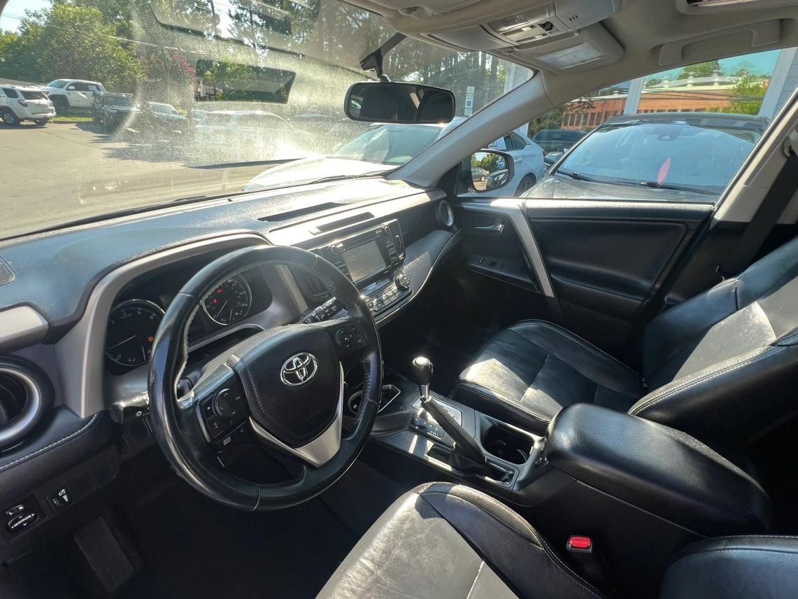 2016 Toyota RAV4 XLE Sport Utility 4D