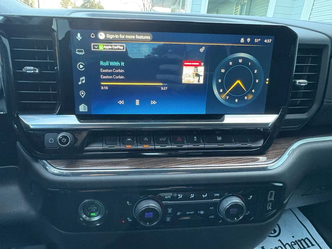 2023 Chevrolet Silverado 1500 Crew Cab LT Pickup 4D 5 3/4 ft