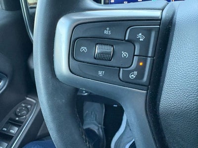 2023 Chevrolet Silverado 1500 Crew Cab LT Pickup 4D 5 3/4 ft