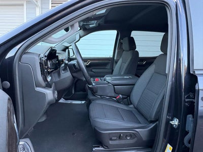 2023 Chevrolet Silverado 1500 Crew Cab LT Pickup 4D 5 3/4 ft