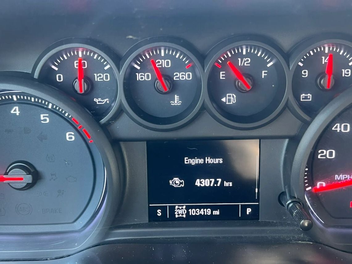 2019 Chevrolet Silverado 1500 Crew Cab Custom Trail Boss Pickup 4D 5 3/4 ft