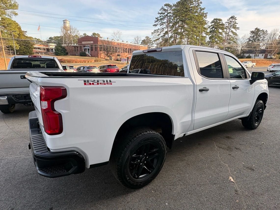 2021 Chevrolet Silverado 1500 Crew Cab Custom Trail Boss Pickup 4D 5 3/4 ft