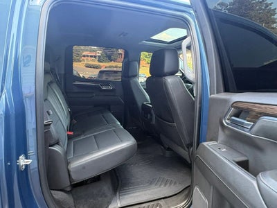 2024 Chevrolet Silverado 1500 Crew Cab LT Trail Boss Pickup 4D 5 3/4 ft