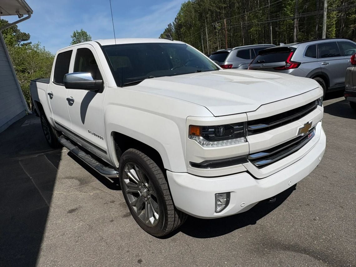 2018 Chevrolet Silverado 1500 Crew Cab Z71 LTZ Pickup 4D 5 3/4 ft
