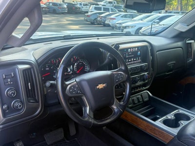 2018 Chevrolet Silverado 1500 Crew Cab High Country Pickup 4D 5 3/4 ft