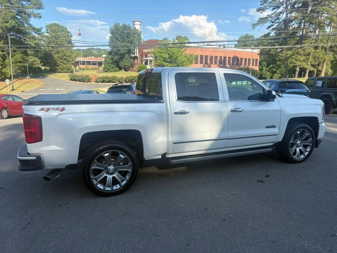 2018 Chevrolet Silverado 1500 Crew Cab High Country Pickup 4D 5 3/4 ft