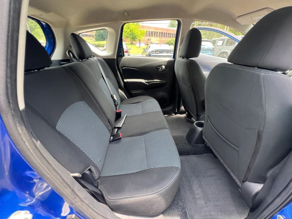 2017 Nissan Versa Note SV Hatchback 4D