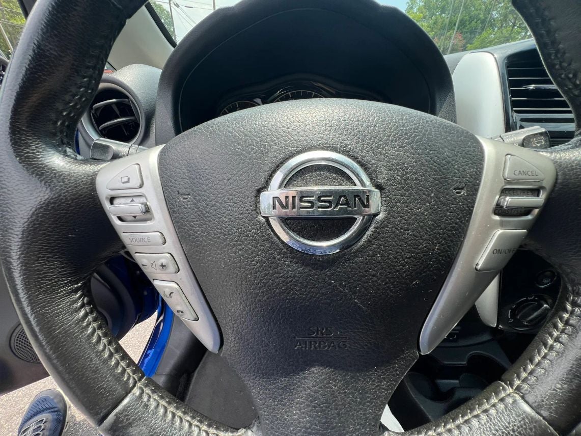 2017 Nissan Versa Note SV Hatchback 4D