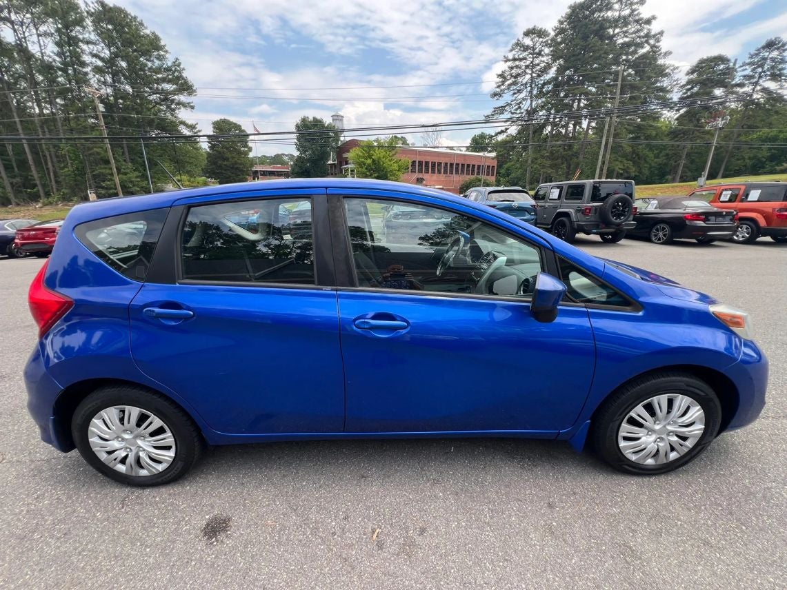 2017 Nissan Versa Note SV Hatchback 4D