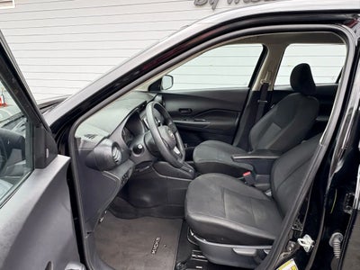 2023 Nissan Kicks S Sport Utility 4D