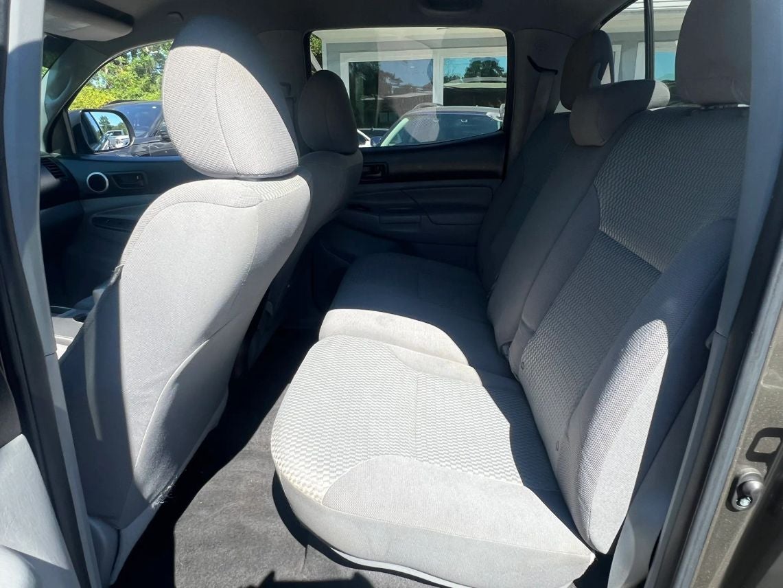 2013 Toyota Tacoma Double Cab PreRunner Pickup 4D 5 ft