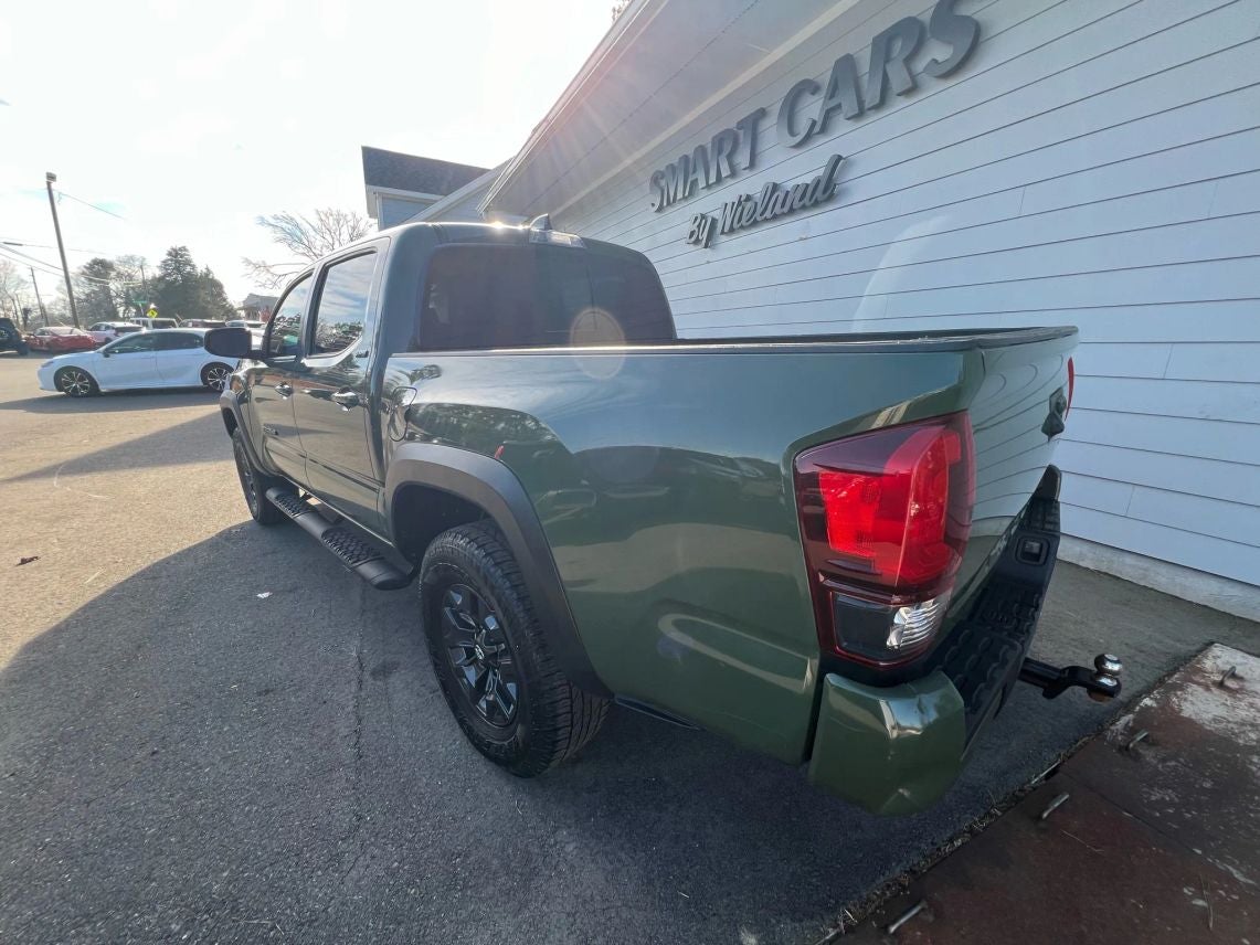 2021 Toyota Tacoma Double Cab SR5 Pickup 4D 5 ft