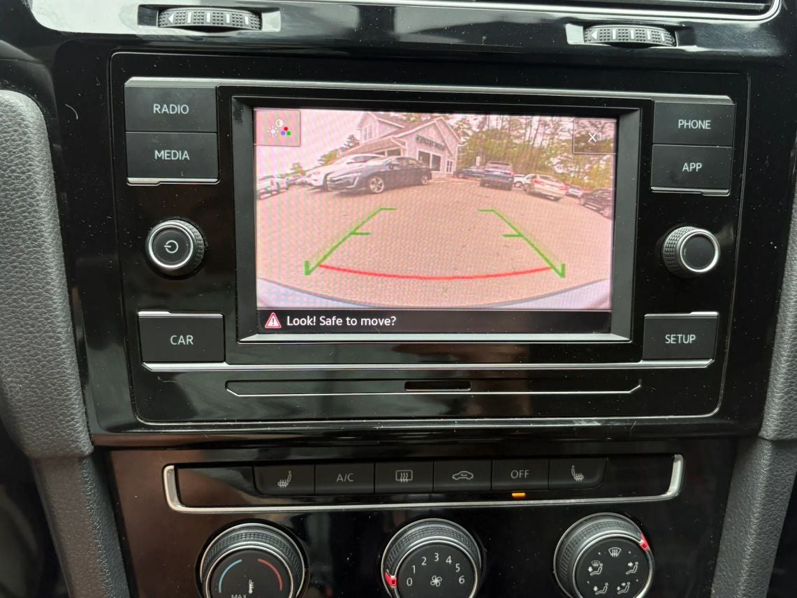 2018 Volkswagen Golf GTI S Hatchback Sedan 4D