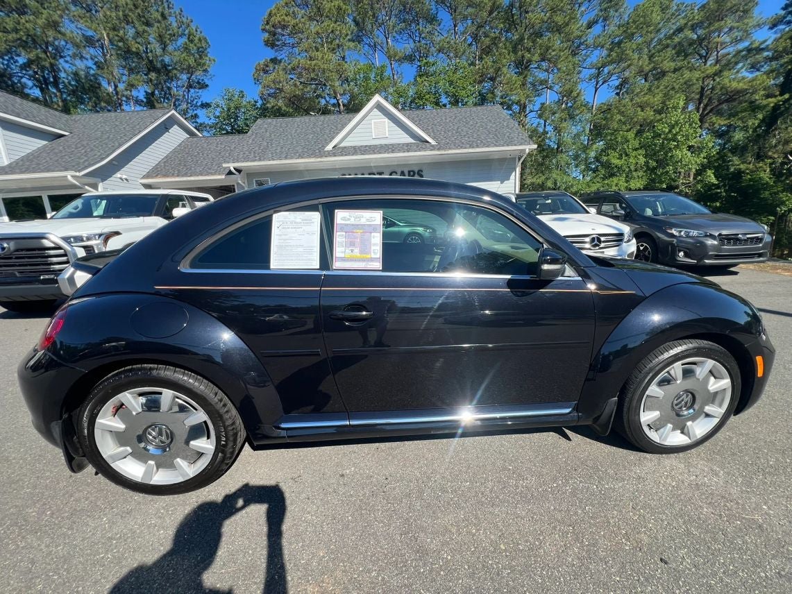 2018 Volkswagen Beetle 2.0T SE Hatchback 2D