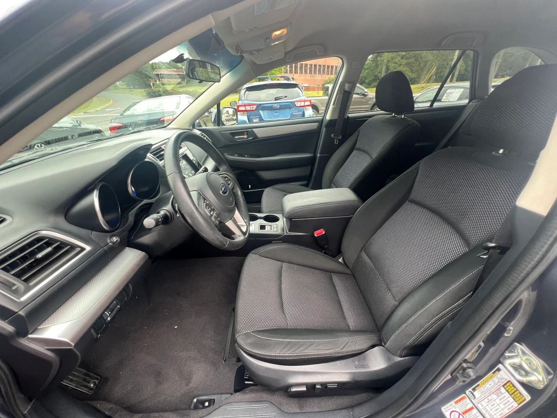 2017 Subaru Outback 2.5i Premium Wagon 4D