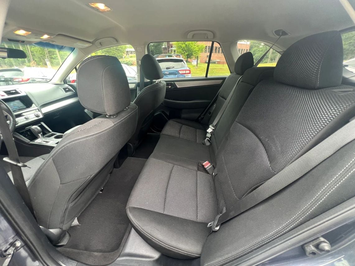 2017 Subaru Outback 2.5i Premium Wagon 4D