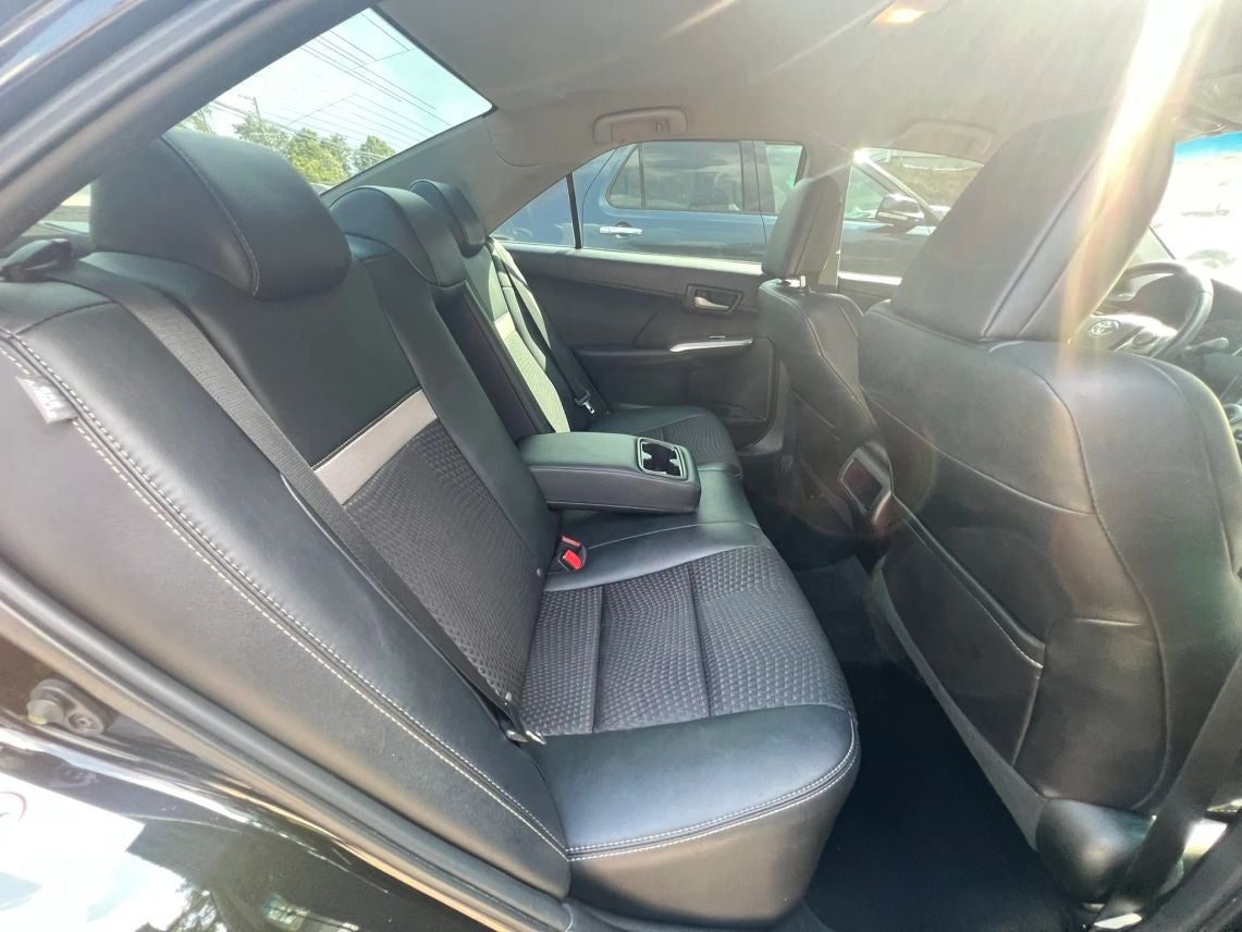 2012 Toyota Camry SE Sedan 4D
