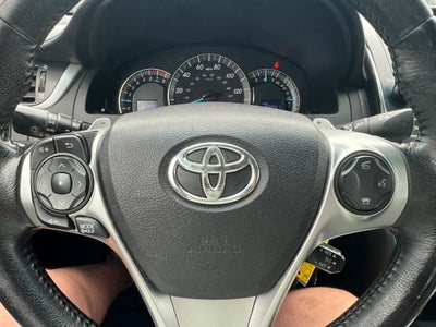 2014 Toyota Camry SE Sedan 4D