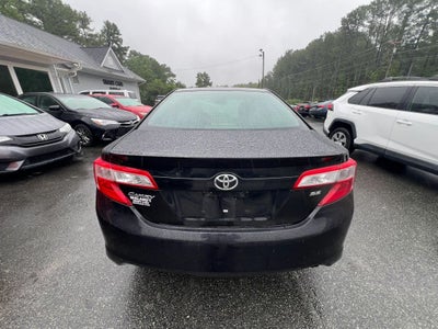 2014 Toyota Camry SE Sedan 4D