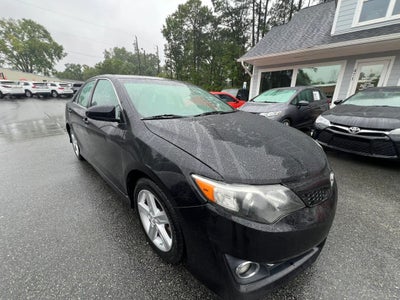 2014 Toyota Camry SE Sedan 4D
