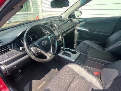 2013 Toyota Camry SE Sedan 4D