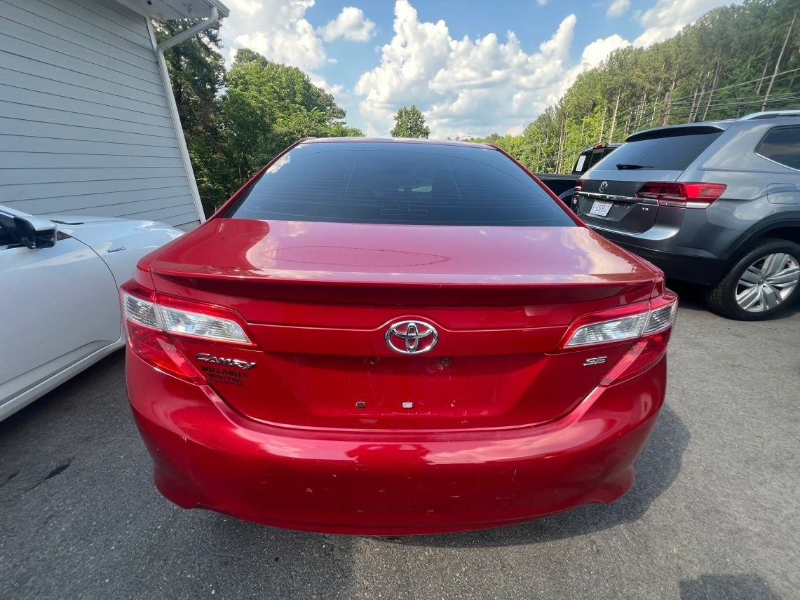 2013 Toyota Camry SE Sedan 4D
