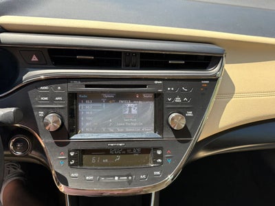 2017 Toyota Avalon XLE Sedan 4D