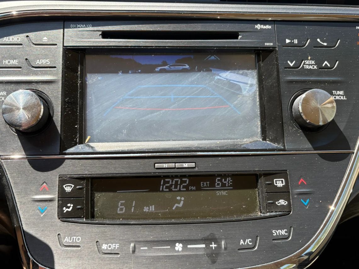 2017 Toyota Avalon XLE Sedan 4D